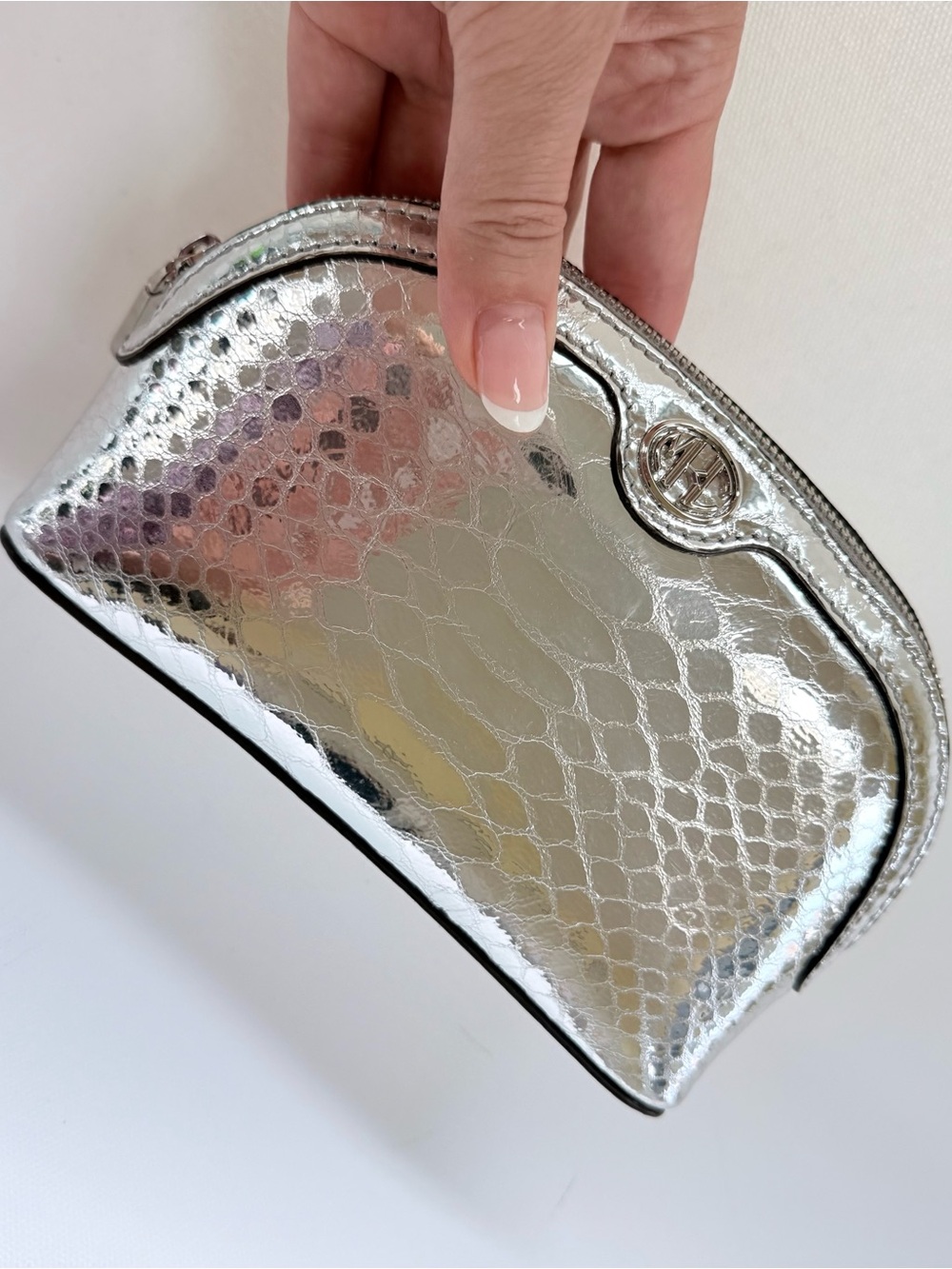 Michael Kors collection Silver Metallic Snake-Embossed cosmetic bag with Logo - Picture 2 of 8